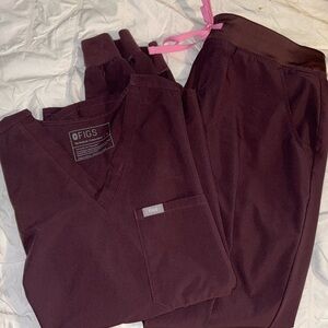 FIGS - Medium top - Mediums pants (joggers)